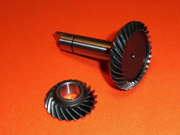 Bottom bevel gear for all single cylinder wide case and narrow case engines Ducati Z=21-30