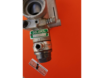 Original Dell'Orto SSI 20C carburetor with separate SS2 bowl, new never assembled, preserved in excellent condition for ITOM 50 and other 60's motorcycles
