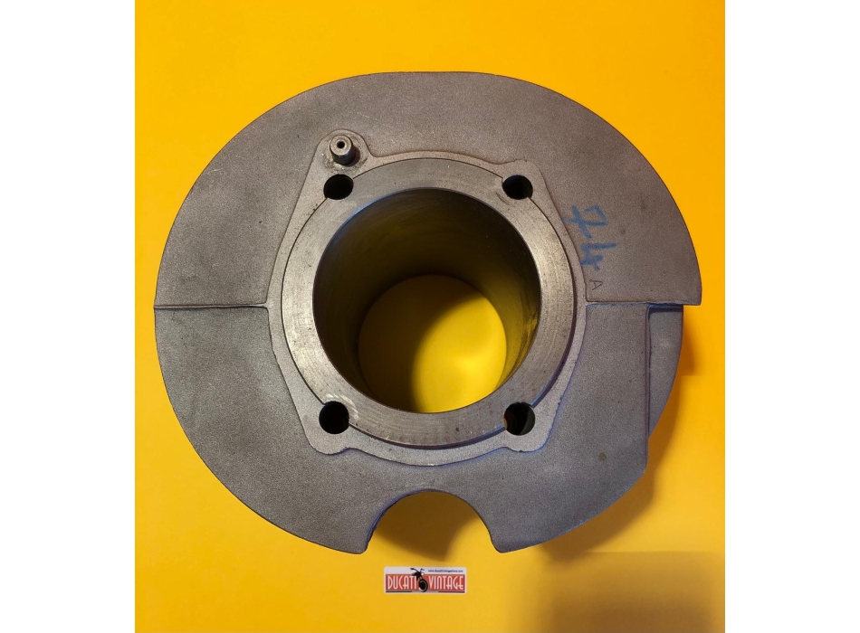 Original 250cc cylinder, reconditioned, ø74, suitable for all Ducati 250cc single cylinders