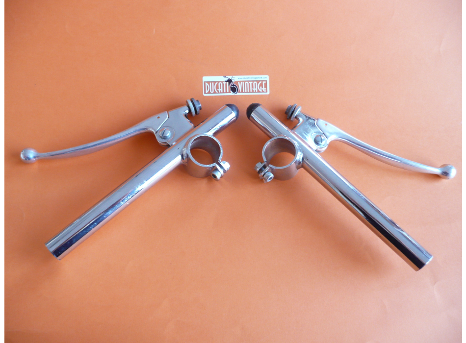 Pair of original Tommaselli clipons for fork diam. 31.5 new in excellent condition, for DUCATI bikes narrow case