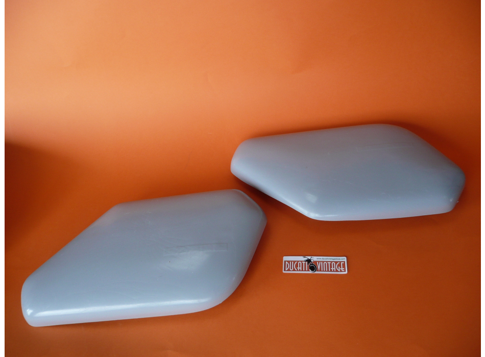 2 fibreglass fairings, perfect replica, with alum. connection, for Ducati Desmo Yellow