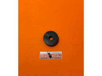 Rubber grommet for widecase alternators