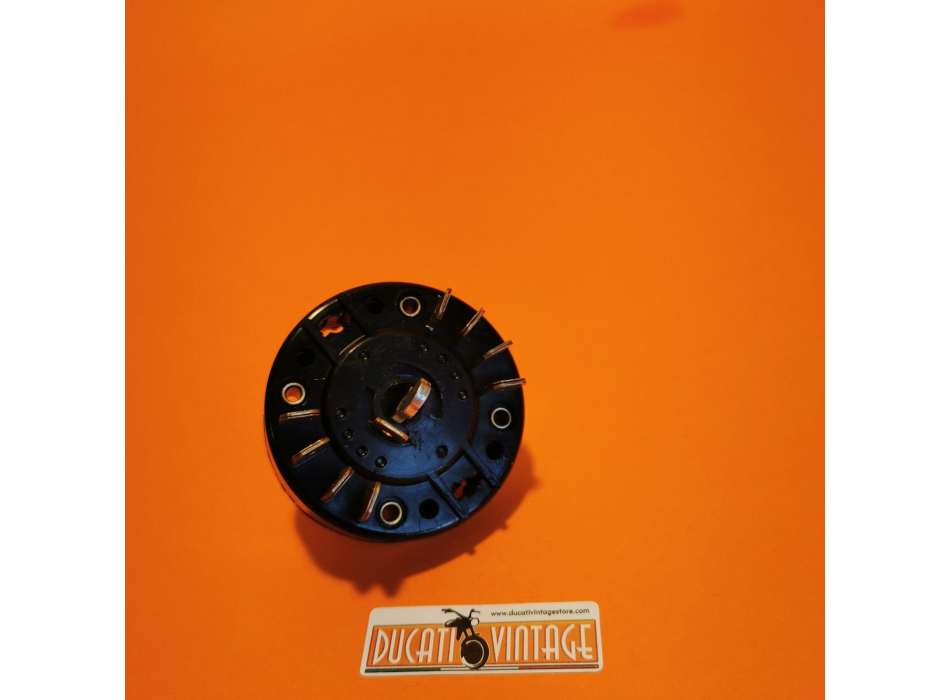 Aprilia headlight switch original, new, never used, Ducati Scrambler, Ducati Desmo, Ducati RT, Ducati Mark3, Ducati 750 and Ducati 900