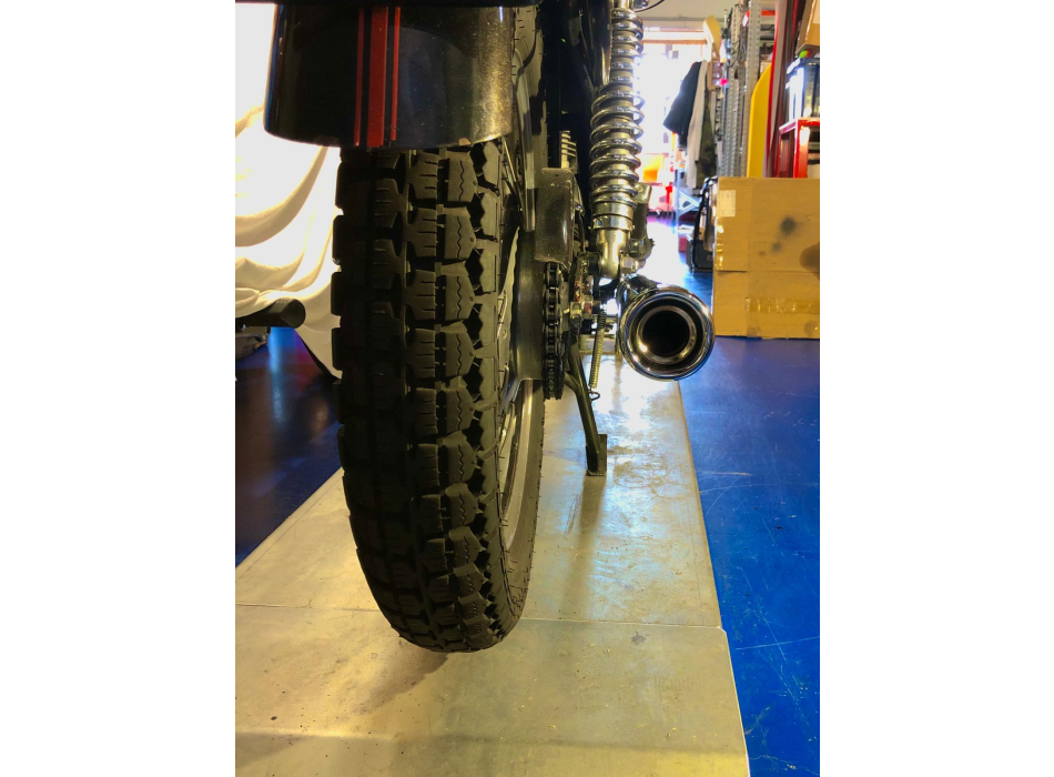 long cone type Conti silencer for Ducati single wide case, Scrambler, Shotgun, Yellow, Mark3, RT