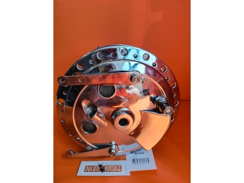 Grimeca ø 180 4-jaw and double cam hub, original, used, excellent condition, reconditioned, with new bearings, with new brake shoes already turned to the right size.