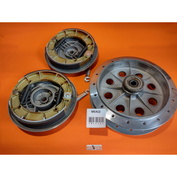 Front wheel hub 4 jaws, original, in excellent condition for Ducati Scrambler, Ducati Desmo Yellow, Ducati Desmo Silver Shotgun