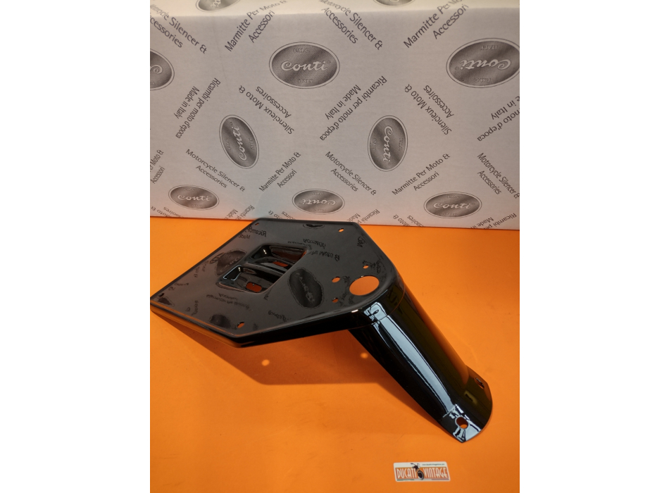 Metal professionally spray painted black plateholder CEV for round