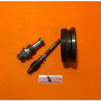 Original speedometer gears, used in excellent condition, for single-cylinder Ducati wide case