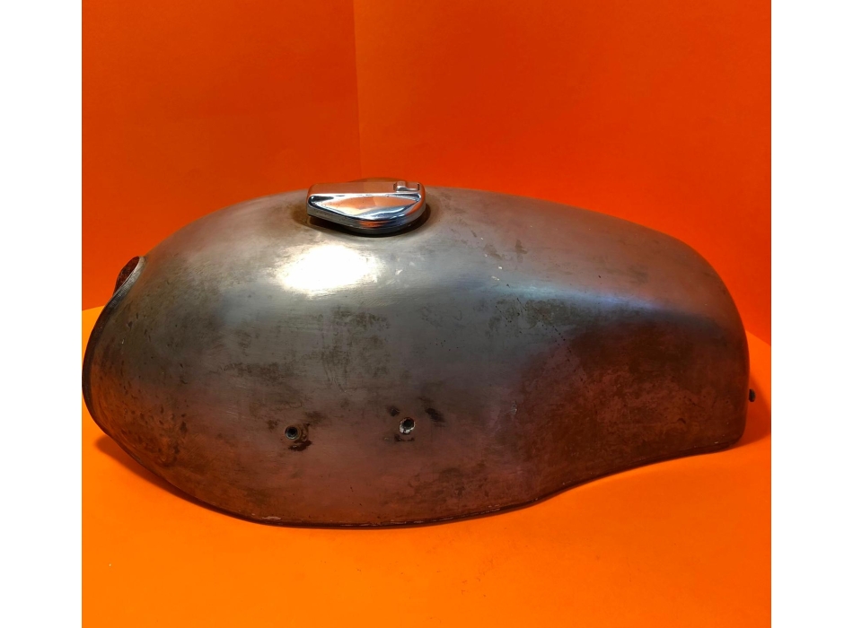 Original iron fuel tank for Ducati Desmo and Mark 3 with cap