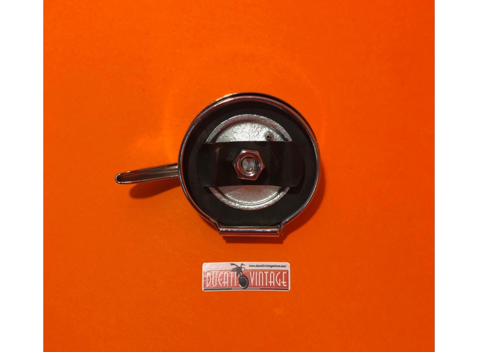 Original Esso fuel plug, used,cromo new in excellent condition, for Ducati single cylinders narrow cases