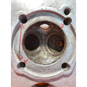 Ducati head engine crankcase narrow model 175cc T/TS/SPORT   