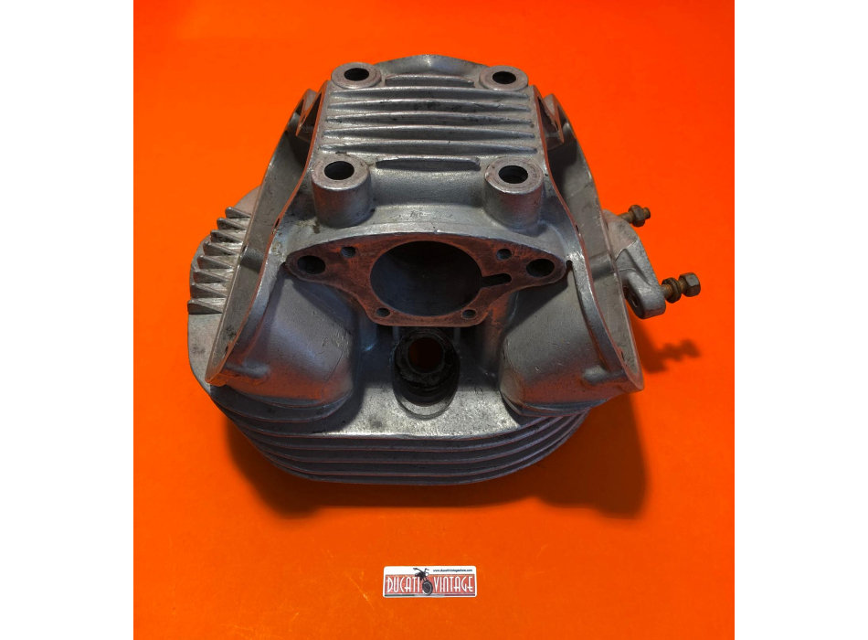 Ducati head engine crankcase narrow model 175cc T/TS/SPORT   