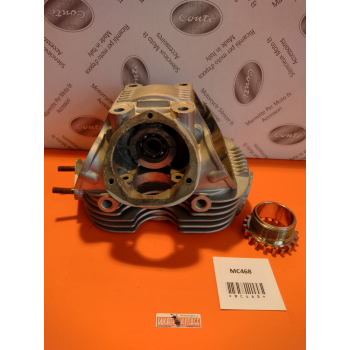 Original Ducati wide case 450cc single cylinder head in excellent condition, valve guides and new valves, exhaust ring thread excellent condition.